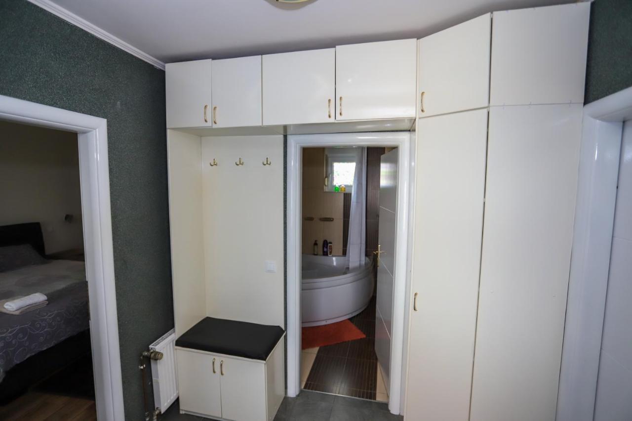 Apartman Veronika Ðakovo Esterno foto