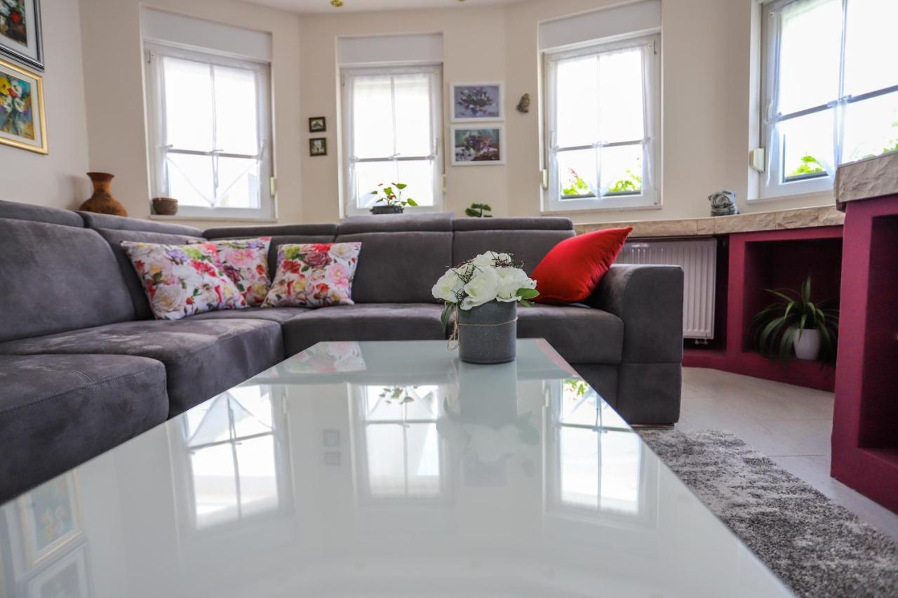 Apartman Veronika Ðakovo Esterno foto